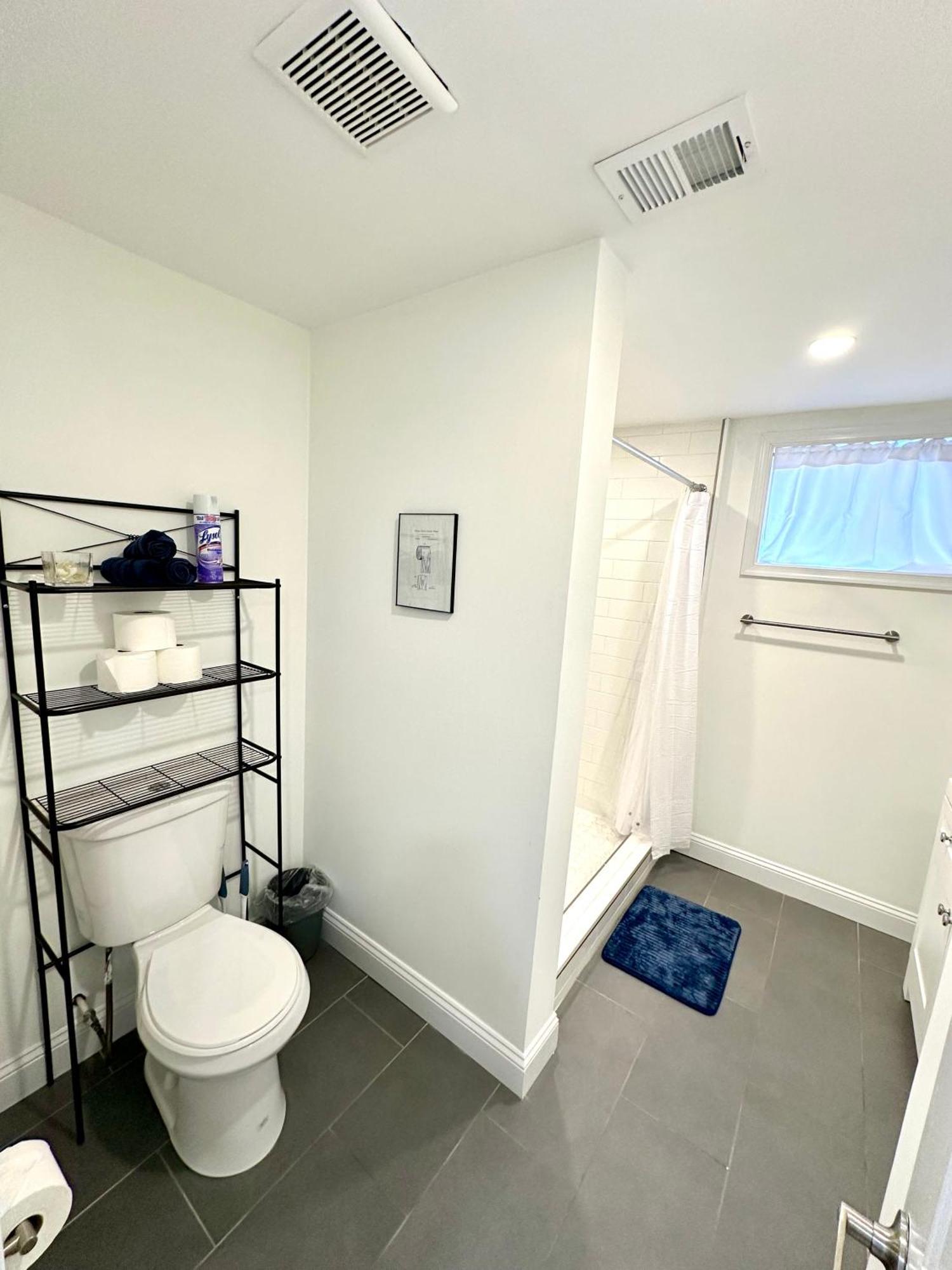 Apartamento Stylish 1 Bed - 5 Min Walk To Metro, Free Parking! Washington Exterior foto